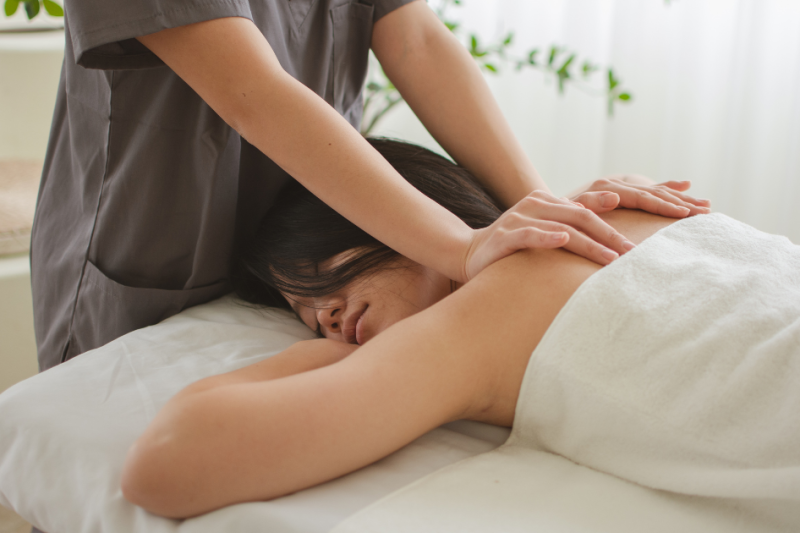Chiropractic vs. Massage: What’s the Difference, and Which Do You Need?