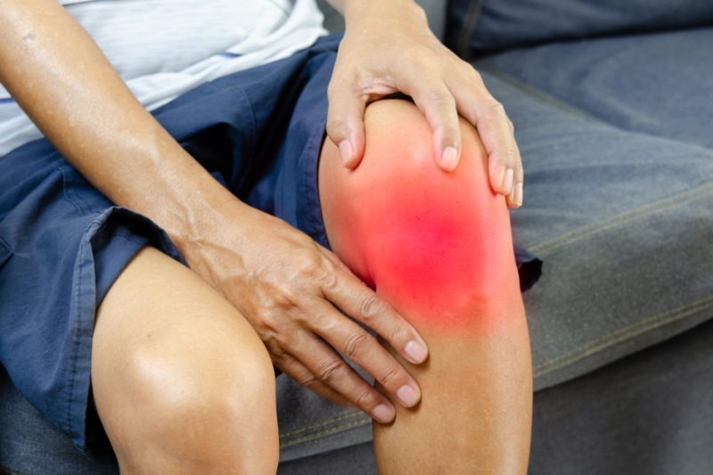 Knee Pain with No Injury? It Could Be a Spinal Issue